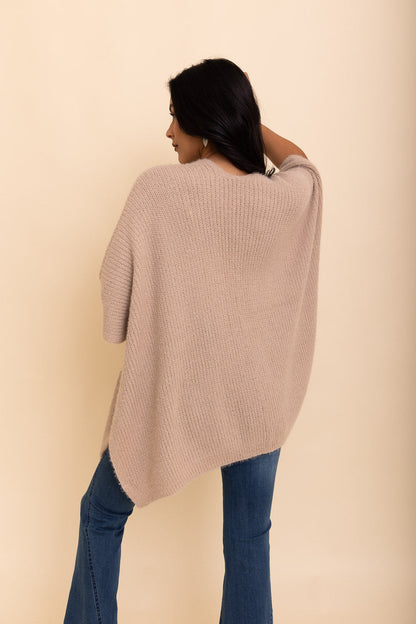 Cozy Summer Evenings Boucle Pocket Poncho