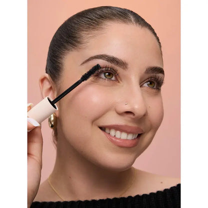 Perfect Strokes Universal Volumizing Mascara