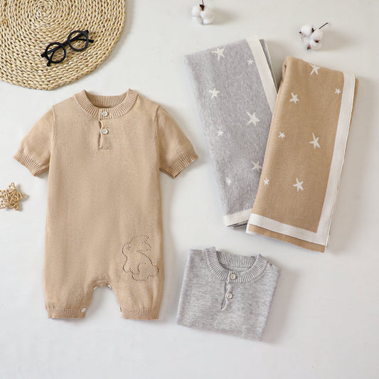 Luxurious Baby Blanket and Jumpsuit Bundle: Cozy Comfort for Your Little One